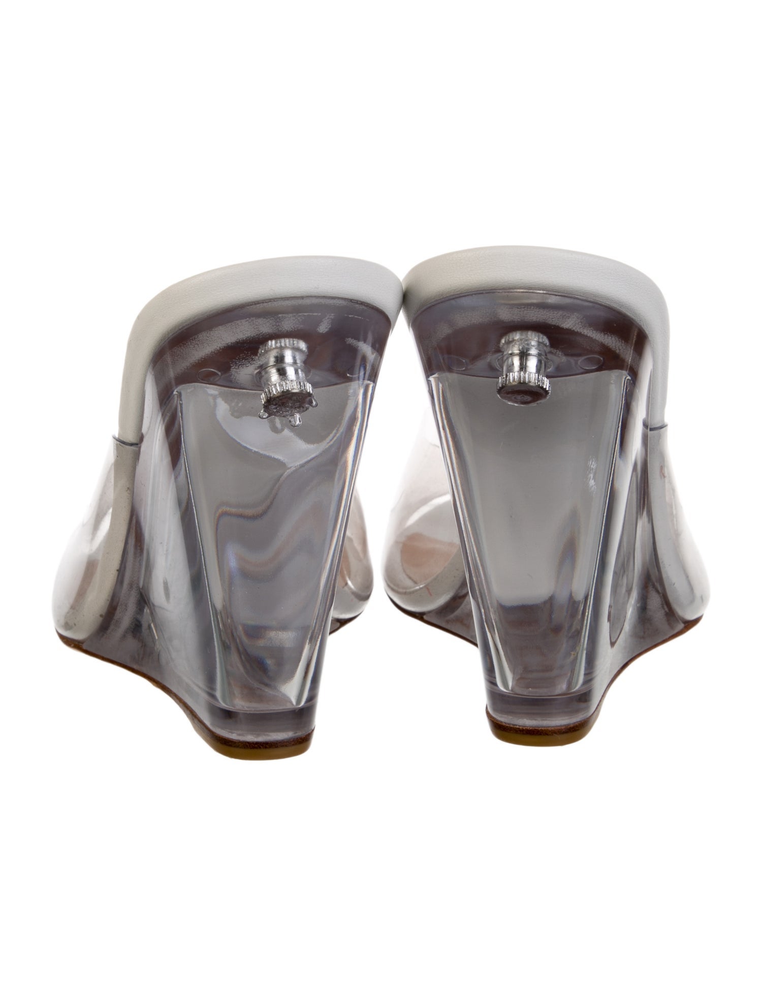 Stuart Weitzman Slides